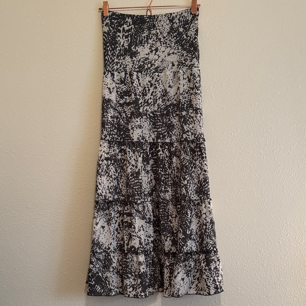 CAbi Black & White Abstract Tiered Maxi Skirt
